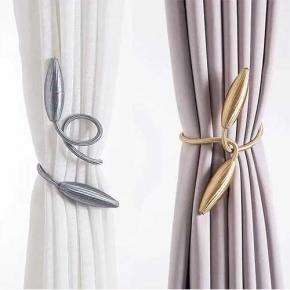 Curtain accessories